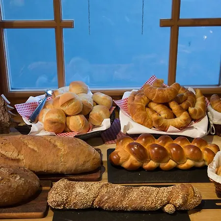 페리엔보눙 히르쉔 아파트