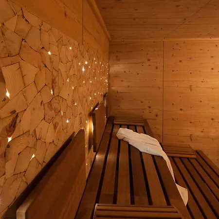 페리엔보눙 히르쉔 그린델발트