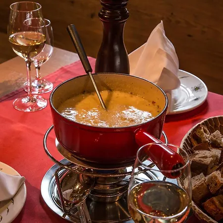 페리엔보눙 히르쉔 아파트 *