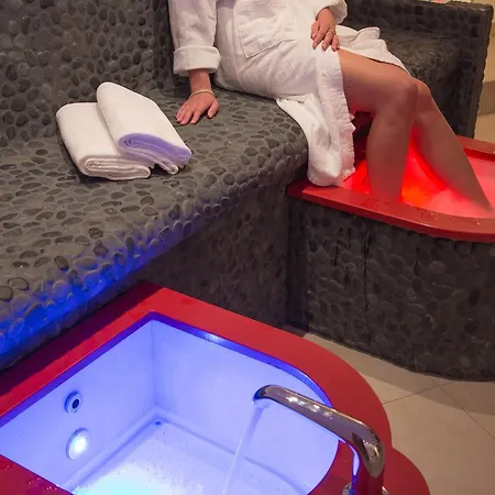 페리엔보눙 히르쉔 *