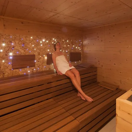 아파트 페리엔보눙 히르쉔